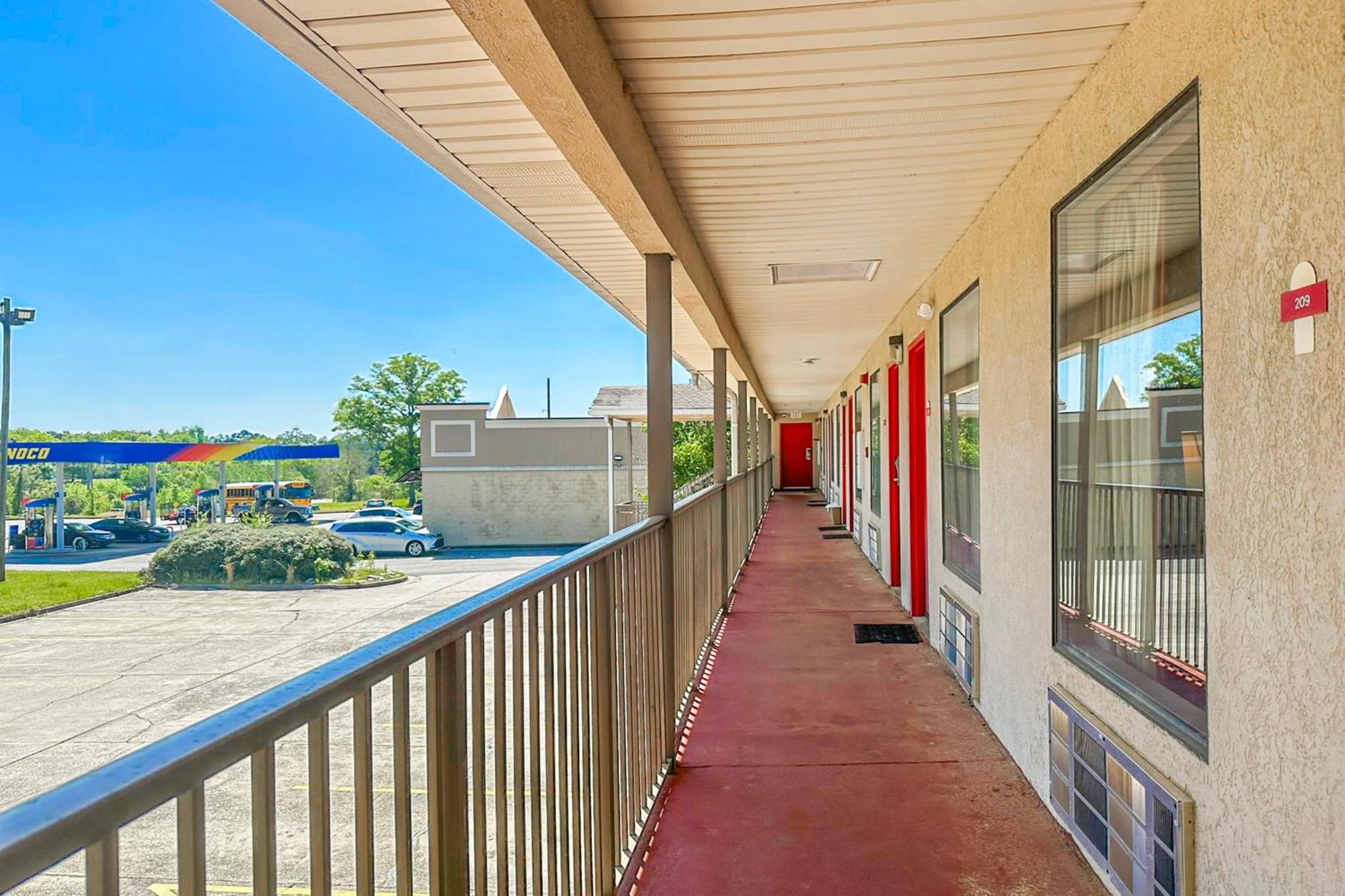 Oyo Hotel East Macon I-75 Екстериор снимка