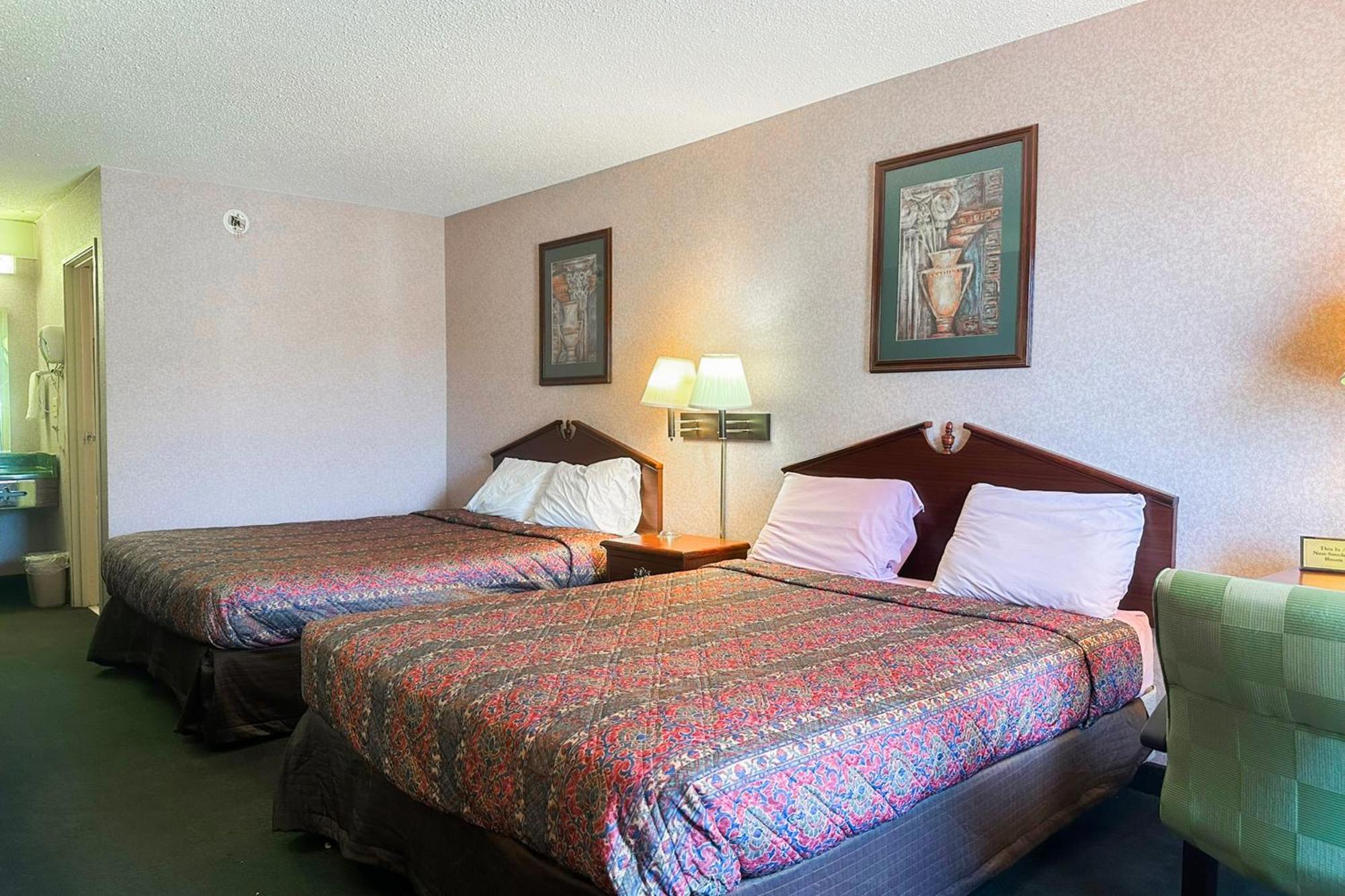 Oyo Hotel East Macon I-75 Екстериор снимка