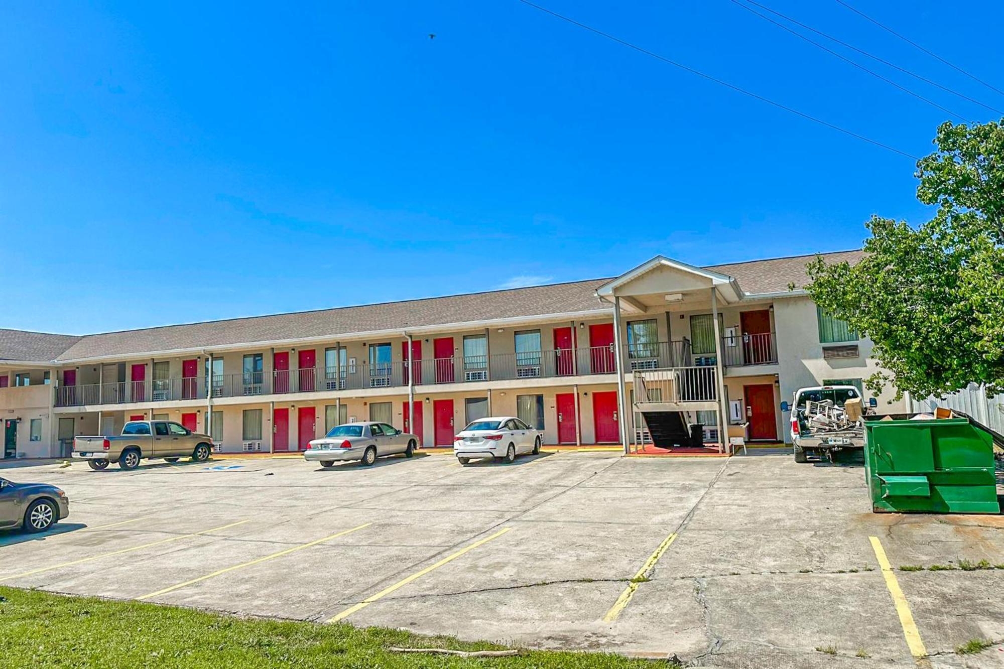 Oyo Hotel East Macon I-75 Екстериор снимка