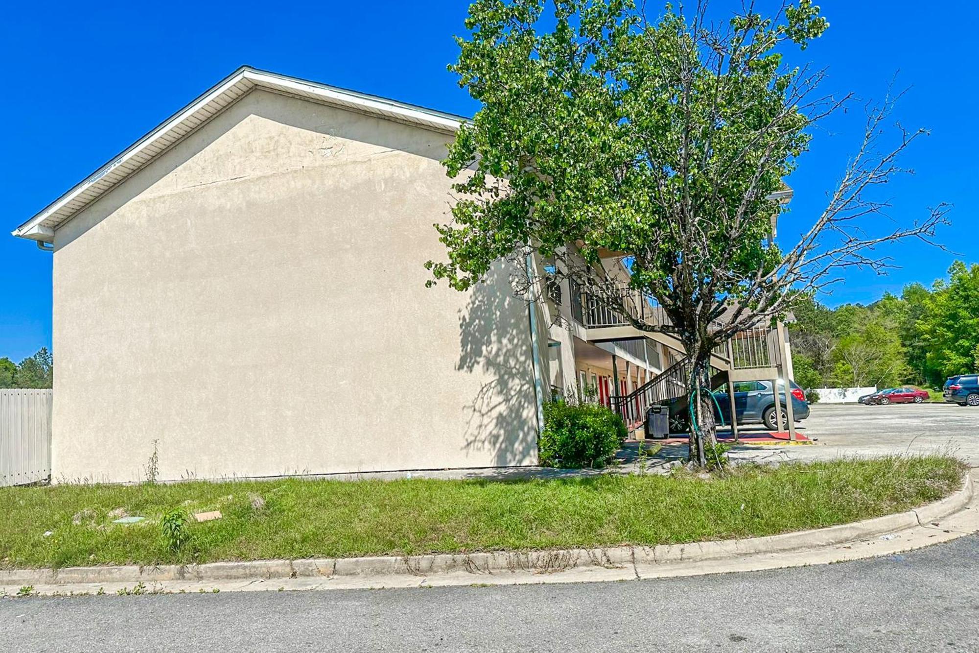 Oyo Hotel East Macon I-75 Екстериор снимка